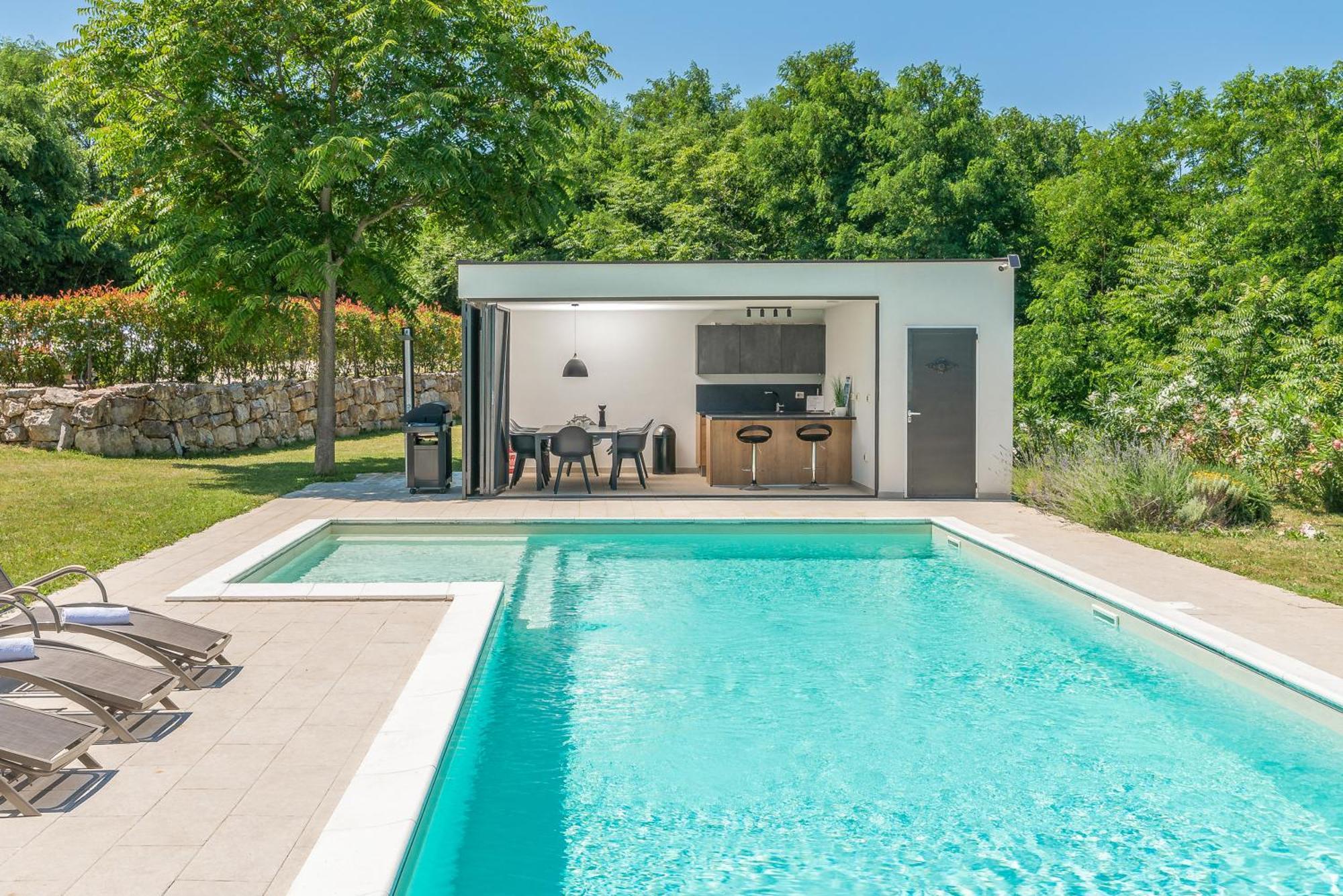 Villas Martincici With Large Pool Grožnjan Dış mekan fotoğraf